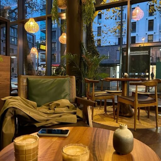 Foresta Cafe Gallery